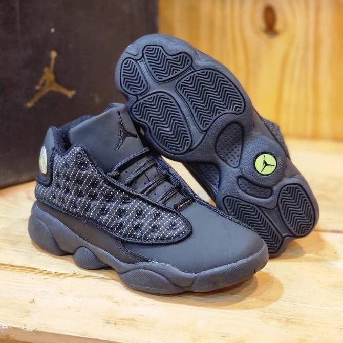 Tersedia Sepatu Anak Laki Laki Cowok Jordan 13 Retro Black Cat(GRADE ORIGINAL)