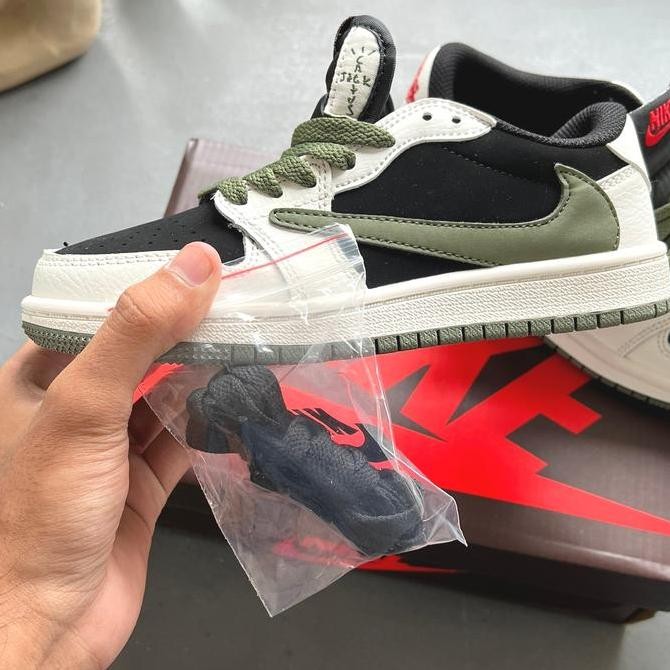 Tersedia Sepatu Anak Jordan 1 Retro Low OG SP Travis Scott Olive