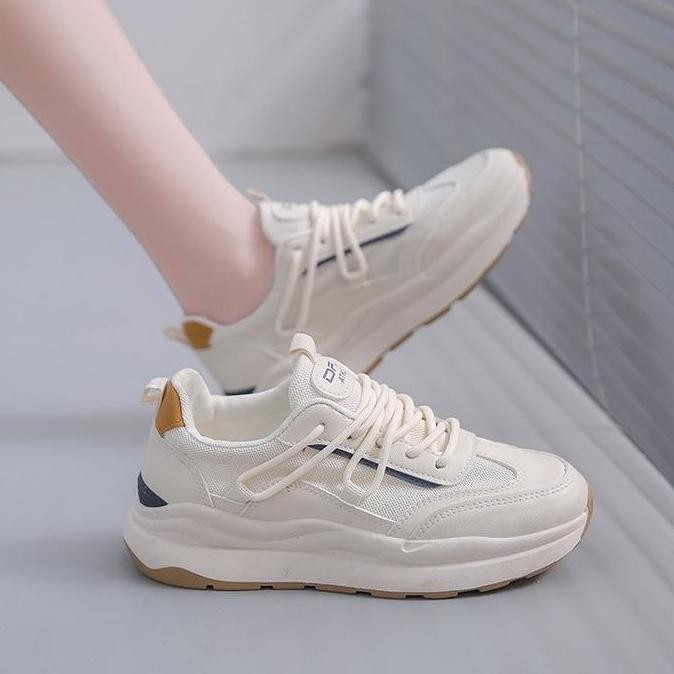 Tersedia Sepatu Sneakers Cewek Outdoor Terbaru Hiking DFGR Sneakers Trendy Anti Slip Realpict Shoe C