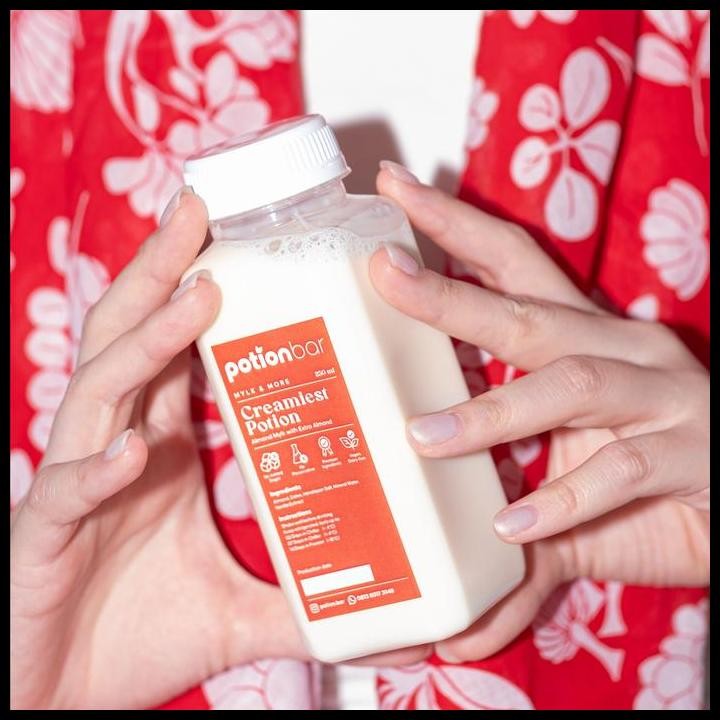 

Terlaris Creamiest White Potion [Almond Milk Creamy] 250, 500, & 1000 Ml Good Quality