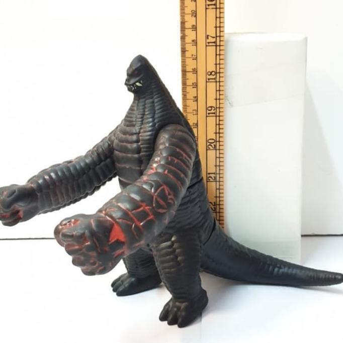 Bandai ultraman kaiju monster 57 ex red king Figure Mainan