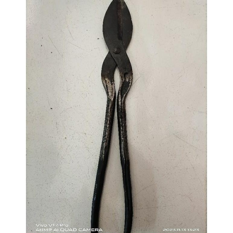 

Alat Ketok Magic Gunting Plat Lurus