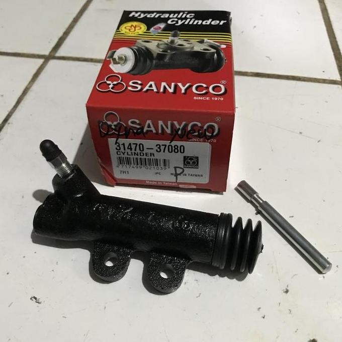 Master kopling bawah toyota dyna/master kopling bawah hino FORSALE