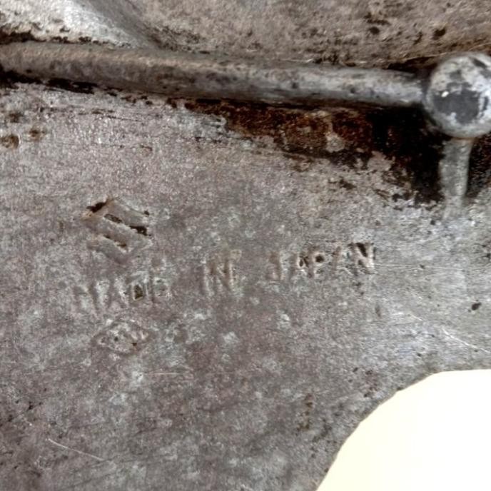 Sparepart dan Aksesoris kendaraan  Tutup Gear Suzuki A100 A 100 made in Japan. Original. Seken bekas