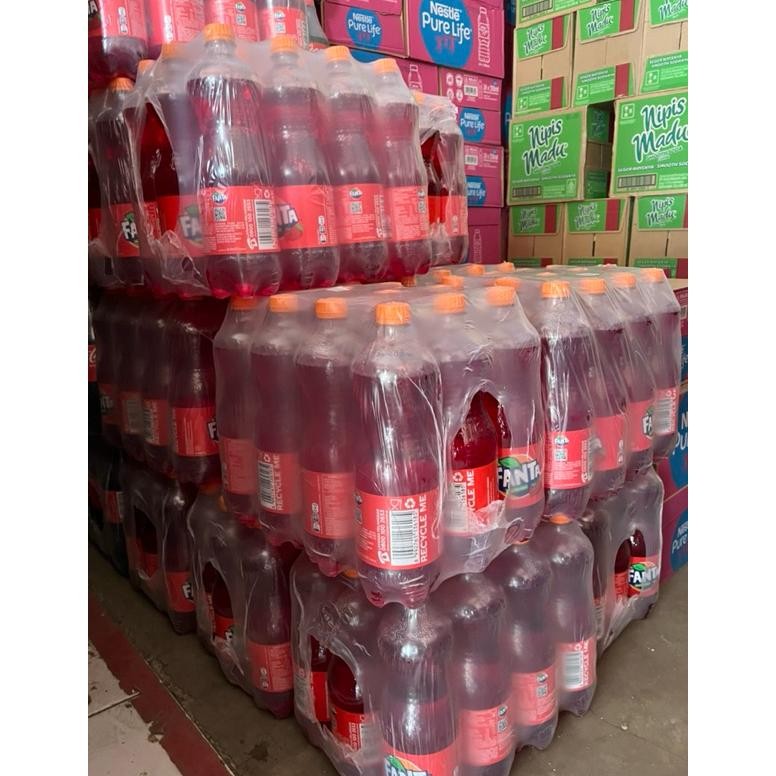 

ready MINUMAN KARBONASI FANTA 1 LITER ISI 12 BOTOL RASA STROBERRY murah