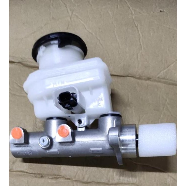 Master rem atas Isuzu Dmax D Max 4JJ