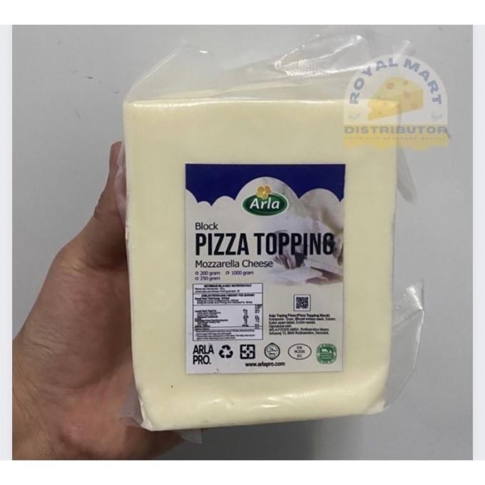 

(Expert) Keju Mozzarela Arla Pizza topping 1kg / original keju mozzarela arla 1kg / Arla mozzarella untuk corndog , pizza , korean food dll.