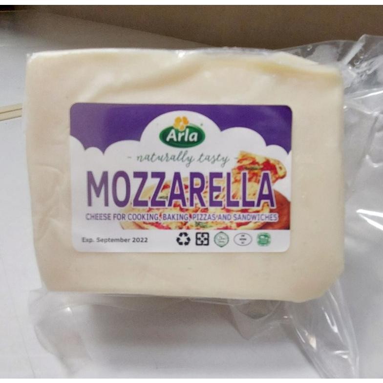 

Baru Keju Mozzarella Arla 1kg Promo - Halal Import Lembut Meleleh
