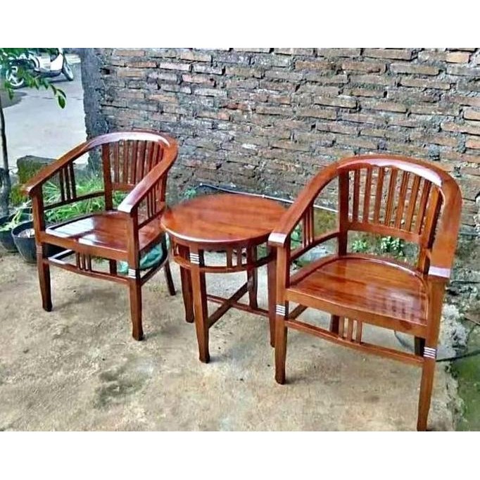 

Terlaris 1 Set Kursi Teras Jati Betawi 2 Kursi + 1 Meja