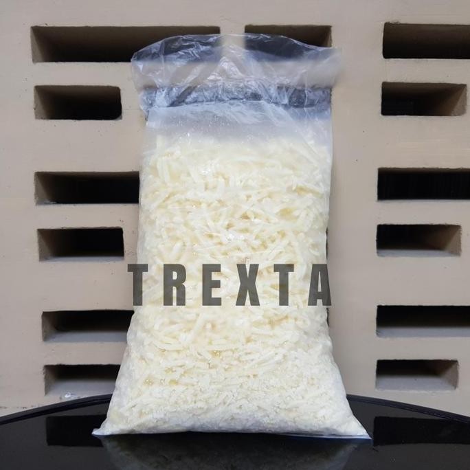 

Sale Mozzarella Shredded / Keju Parut Dairy Partners (1Kg)