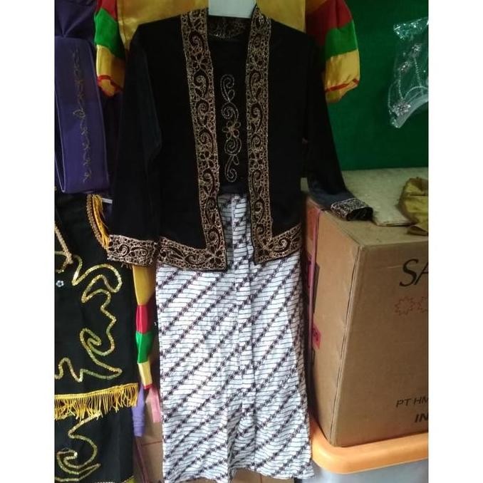 Baju Adat Jawa Bludru Anak Perempuan Kostum Karnaval Kartinian Size Tk