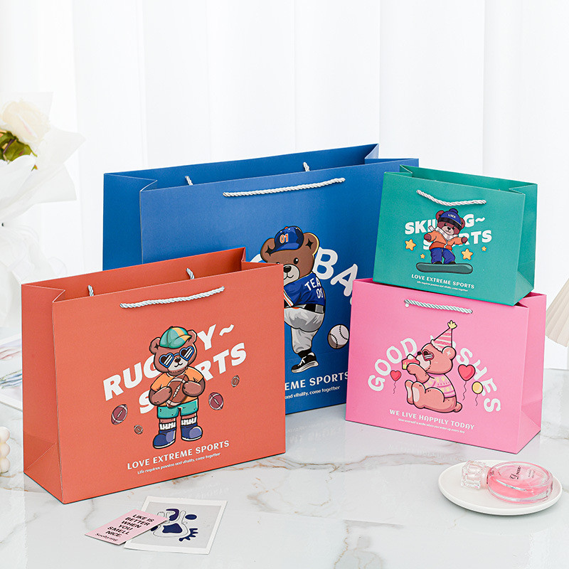 

PAOPAO Paperbag Character Lotso Baseball Bear And Flower Tas Kado Cute