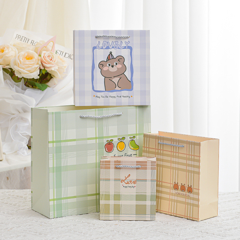 

PAOPAO Paperbag Kotak Kotak Fruit Love Forever Kartun Bag