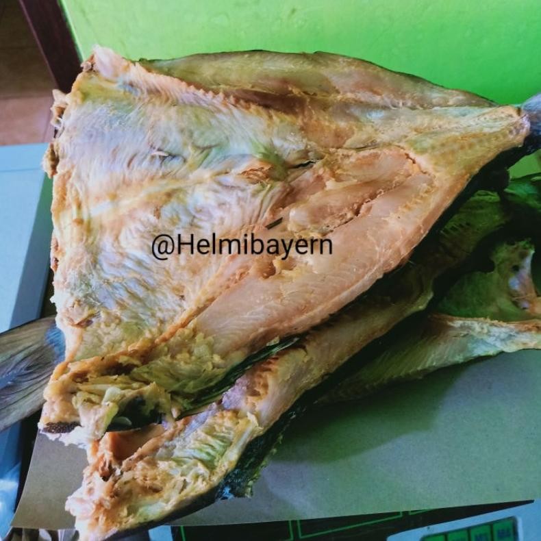 

Ikan Asin Jambal Roti Super Ngeprul Pangandaran 1 Kg RB10