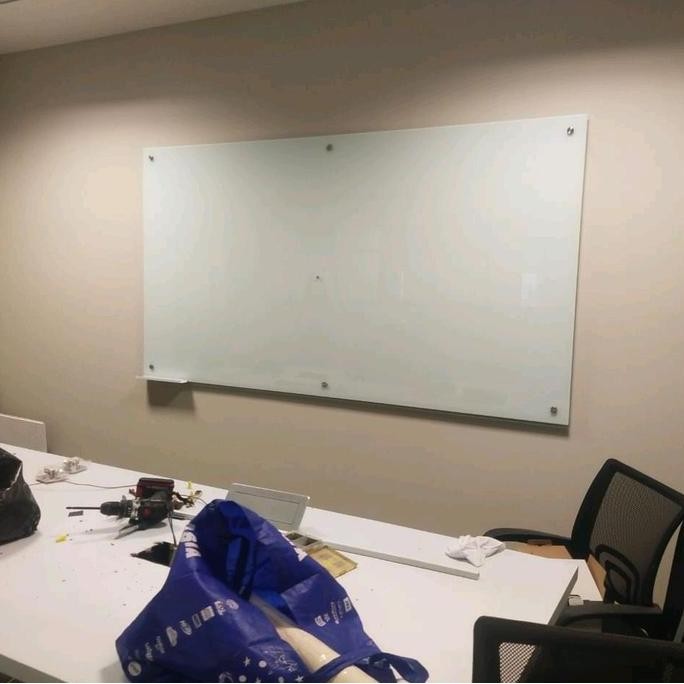 

Glassboard uk.120x240cm (8mm) / Papan Tulis Kaca