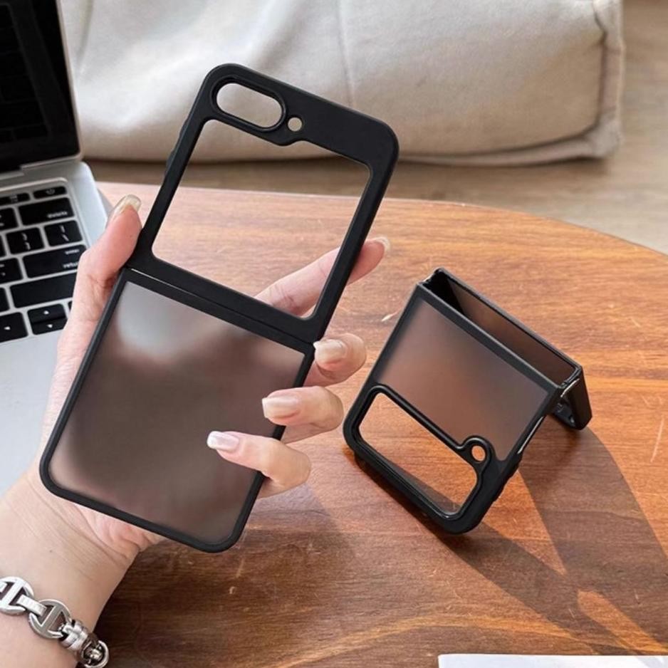 Case Dove Hyd Bla Transparant Soft Case Galaxy Z Flip 6 Flip 5 Flip 4 5G Soft Case Matte