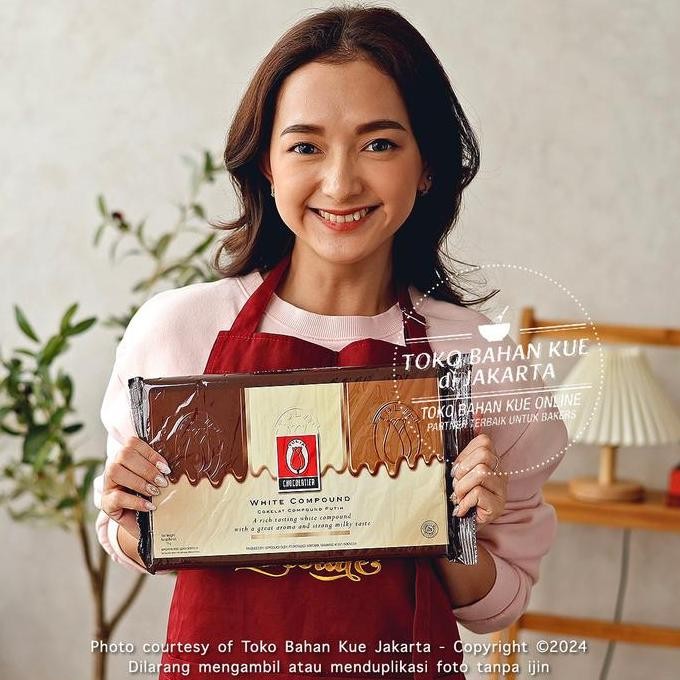 

Tulip White Chocolate Compound 1Kg Cokelat Batang Putih Coklat Baking