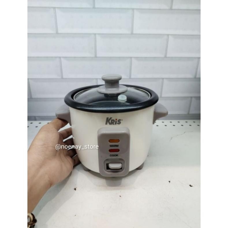 20211065 Mini Rice Cooker 0.3 Liter,putih