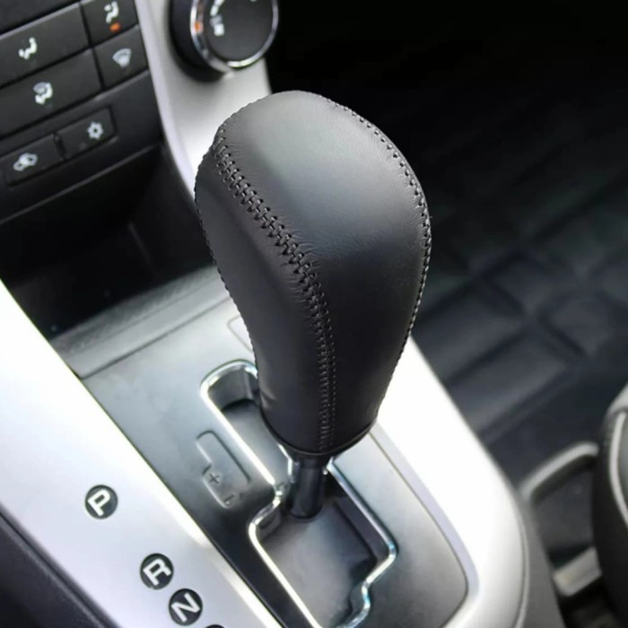 Ready sarung cover gear knob shift tuas perseneleng CHEVROLET CAPTIVA