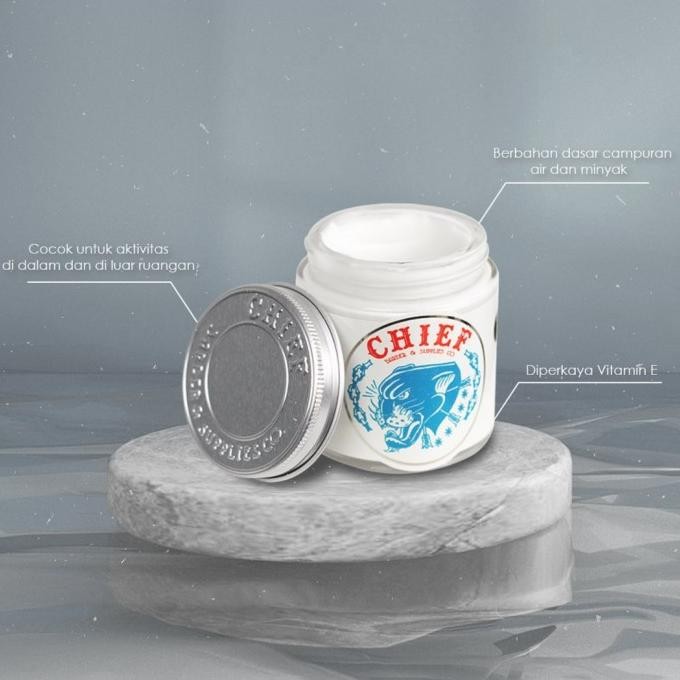 

Produk Baru!! CHIEF POMADE HYBRID UNORTHODOX 105GR GRATIS SISIR + PULPEN