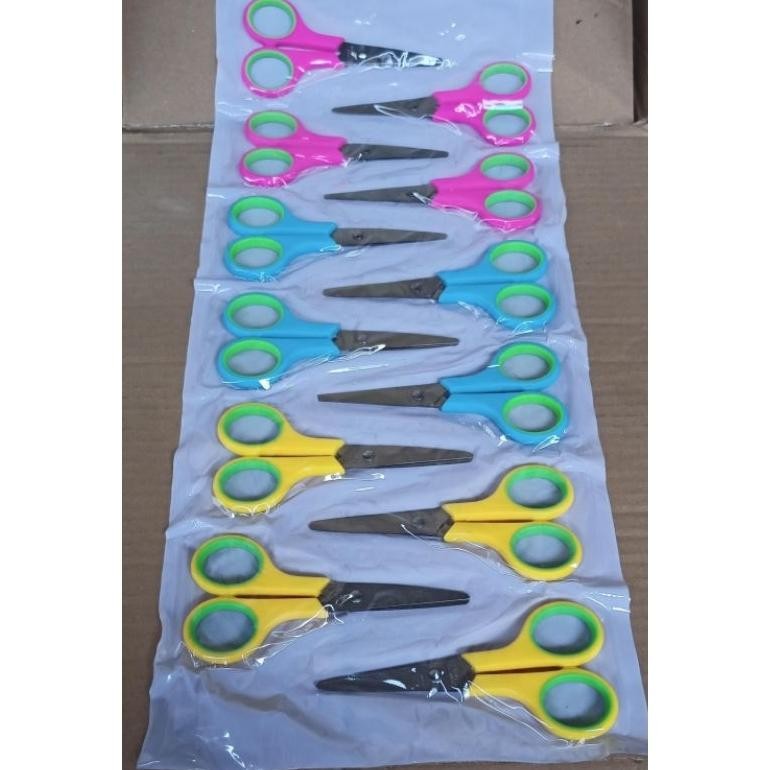 

Terbaru (12 Pcs) Gunting Kecil Renteng Warna Warni