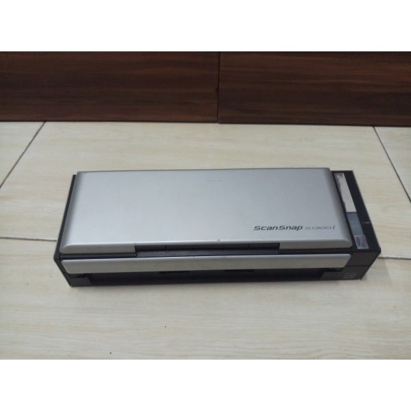 Scanner F4 Fujitsu S1300 speed 12 halaman permenit