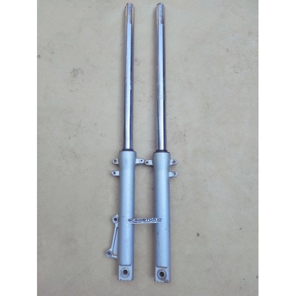 As Tabung Bottom Shockbreaker Shock Breaker Sok Beker Absorber Depan Set Kanan Kiri Honda Megapro Mo