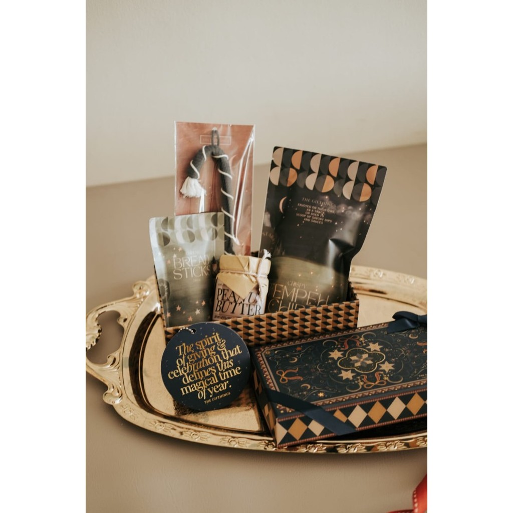 

Santa - Thegifthings Christmas Gift / Hampers Natal / Parcel Tahun Baru / Holiday Souvenir / Parsel