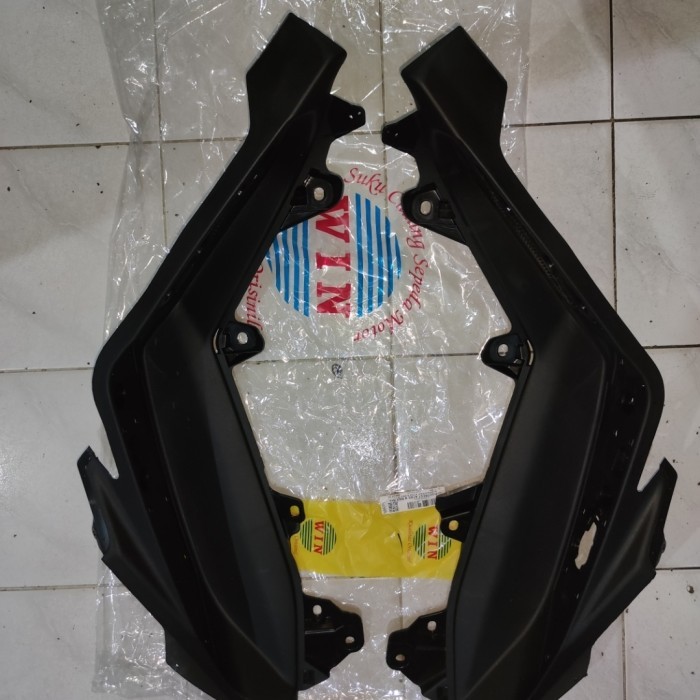 Dek Atas Pijakan Kaki Kanan Kiri Nmax N Max Old Kualitas Original