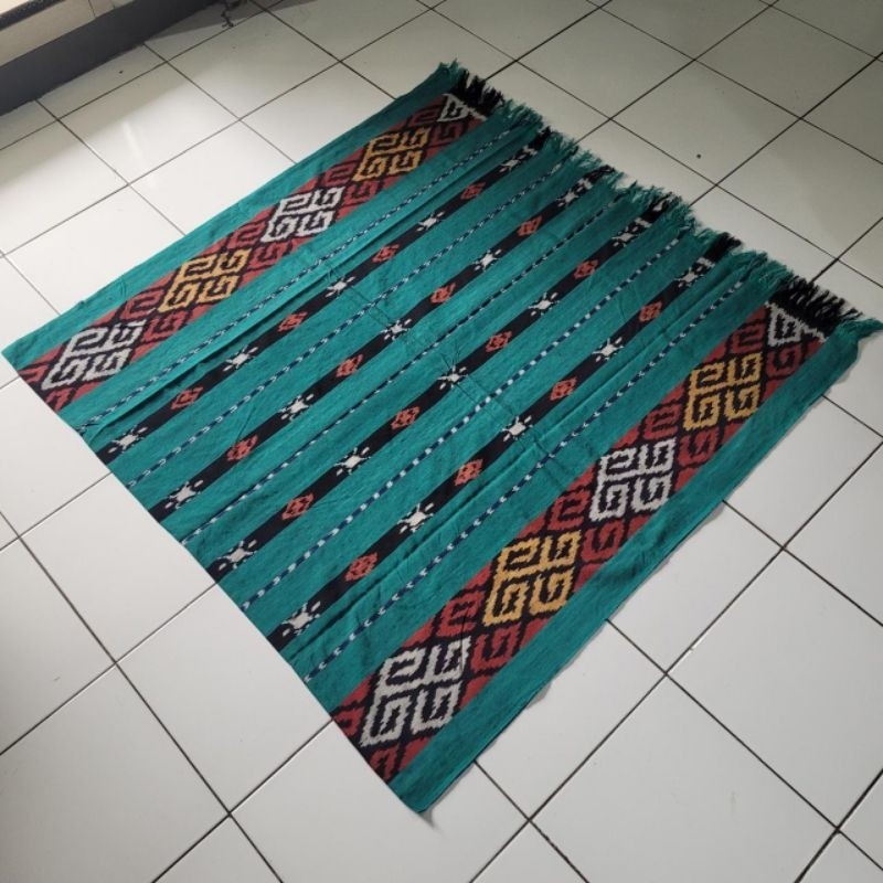 kain tenun blangket etnik Nusantara warna hijau bagus asli Troso jepara