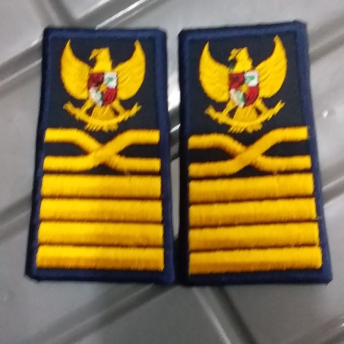 

Pangkat Pandu Bordir Balok 4 Navy
