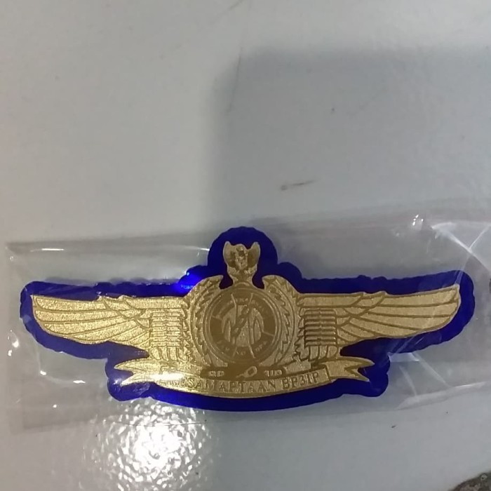 

Wing Kesamaptaan Mika Biru
