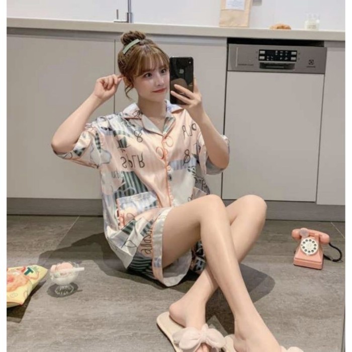 PIYAMA SATIN WANITA JUMBO BIG SIZE BAJU TIDUR SET HOT PANTS MOTIF