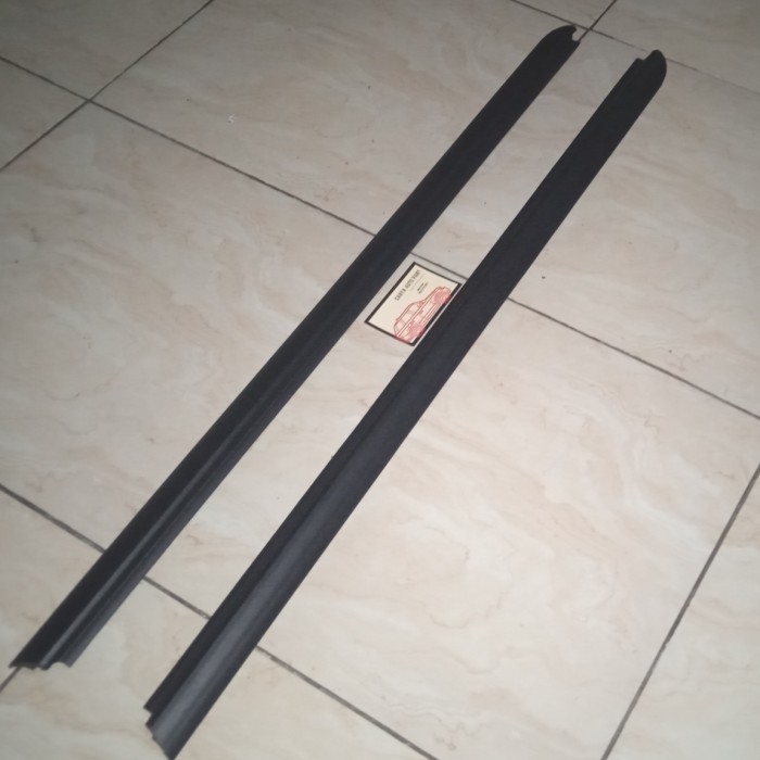 Weather Strip Karet Pelipit Kaca Luar Hiace Commuter
