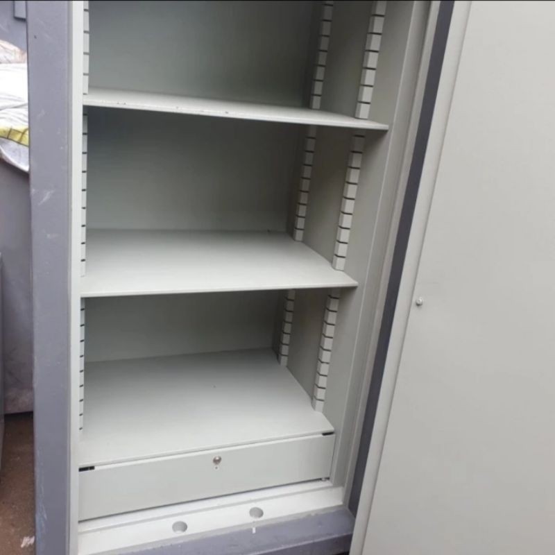 Brankas SOLINGEN DAZZLE size VI