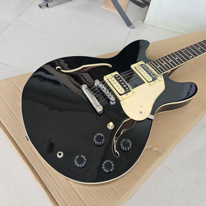 New Gitar Gibson semi hollow body black new