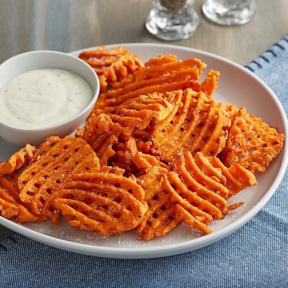 

Kentang Goreng Waffle Mccain Criss Cut French Fries 2 Kg Original