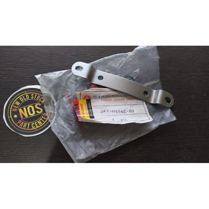 Bracket Atau Braket Dudukan Plat Nomer Depan Yamaha Alfa F1Zr F1Z Termurah Langka