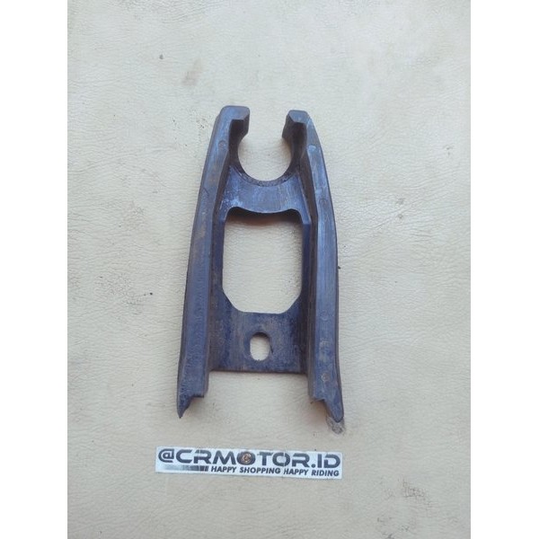 Karet Bantalan Rantai Rante Tahanan Swing Arm Seal Guard Yamaha Scorpio Z Ori Copotan Motor Termurah