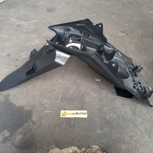 Spakbor Slebor Belakang Rear Fender Vario 125 Original Hgp 8010Akzr600 Termurah Langka