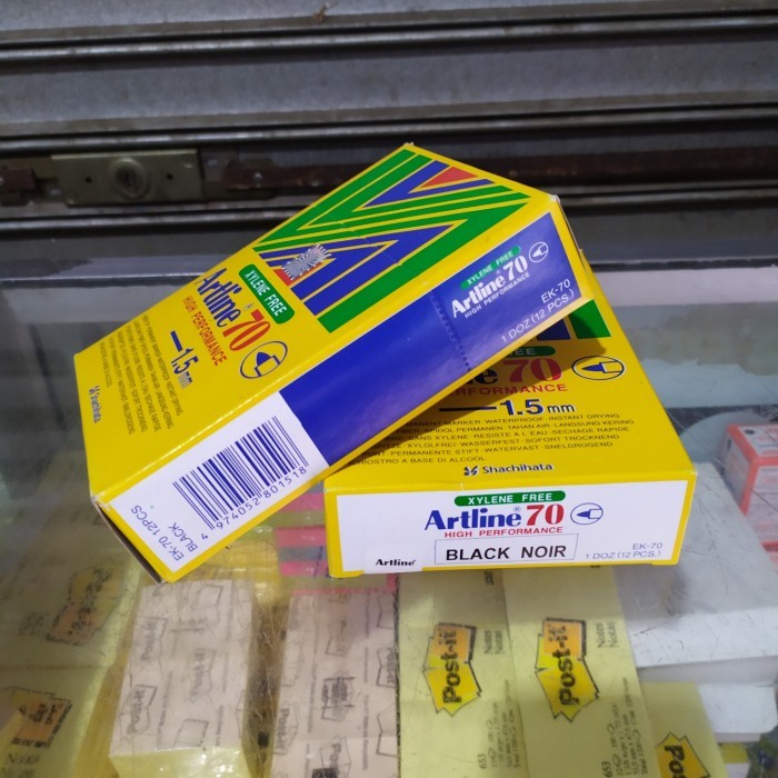 

spidol artline 70 permanent hitam