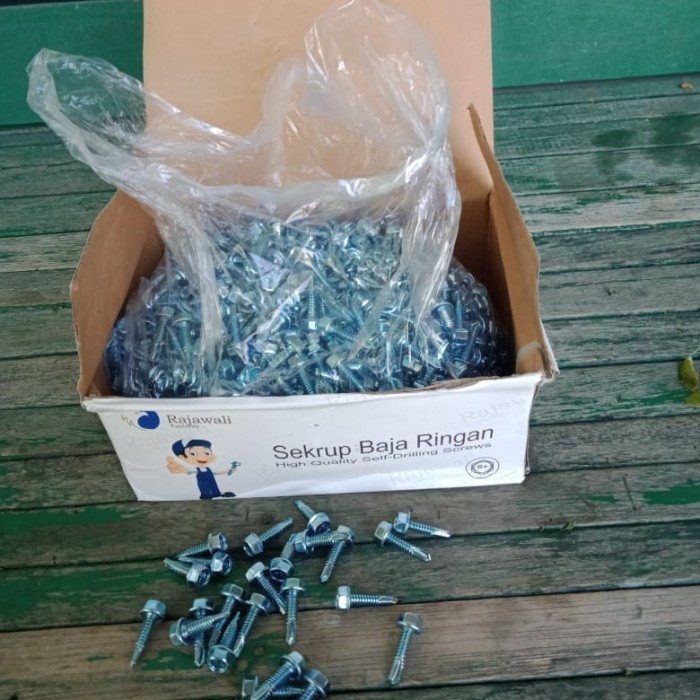 Kualitas terbaik] skrup baja ringan 10x16 Sekrup roofing baja isi 1000pcs RAJAWALI