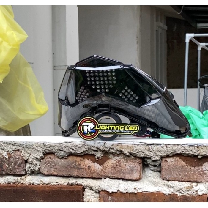 Lampu Belakang / Stoplamp Mode Running 8 Mode Vario Led Old 125/150
