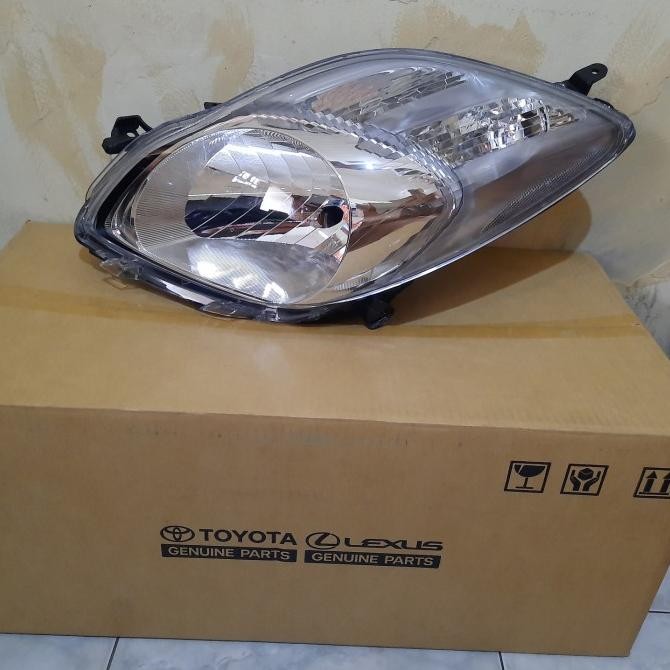headlamp / lampu depan yaris 2009 2010 2011 2012 2013 ori