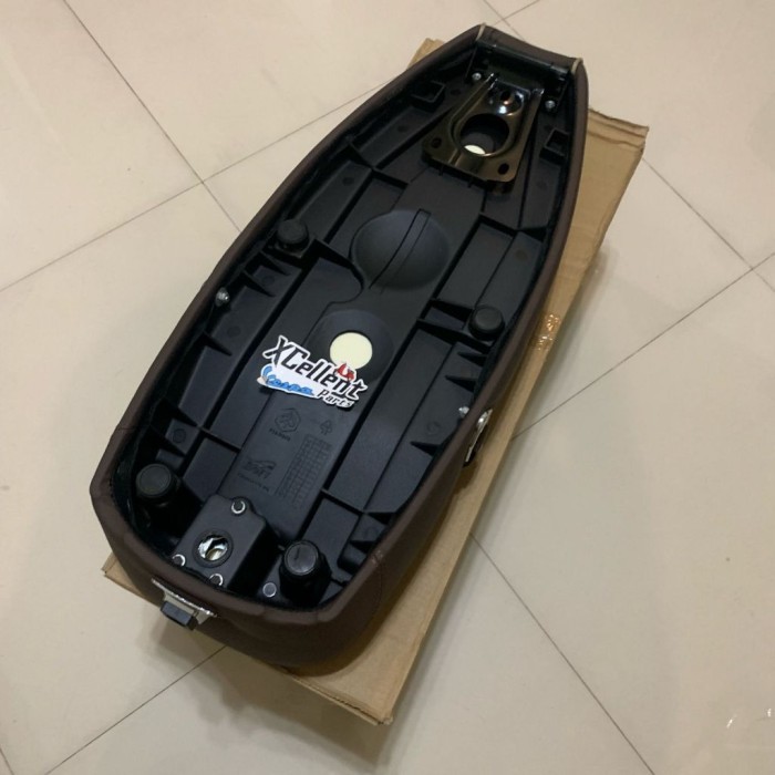 Jok Panjang Vespa Px / New Px / Ps / Exclusive Import Coklat