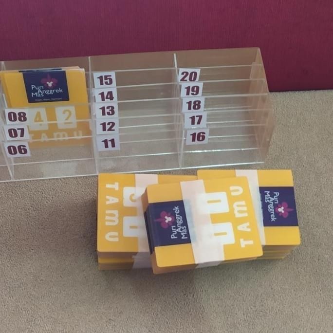 

Sale Rak Display Untuk Tempat Kartu Tamu Visitor Isi 15 Slot