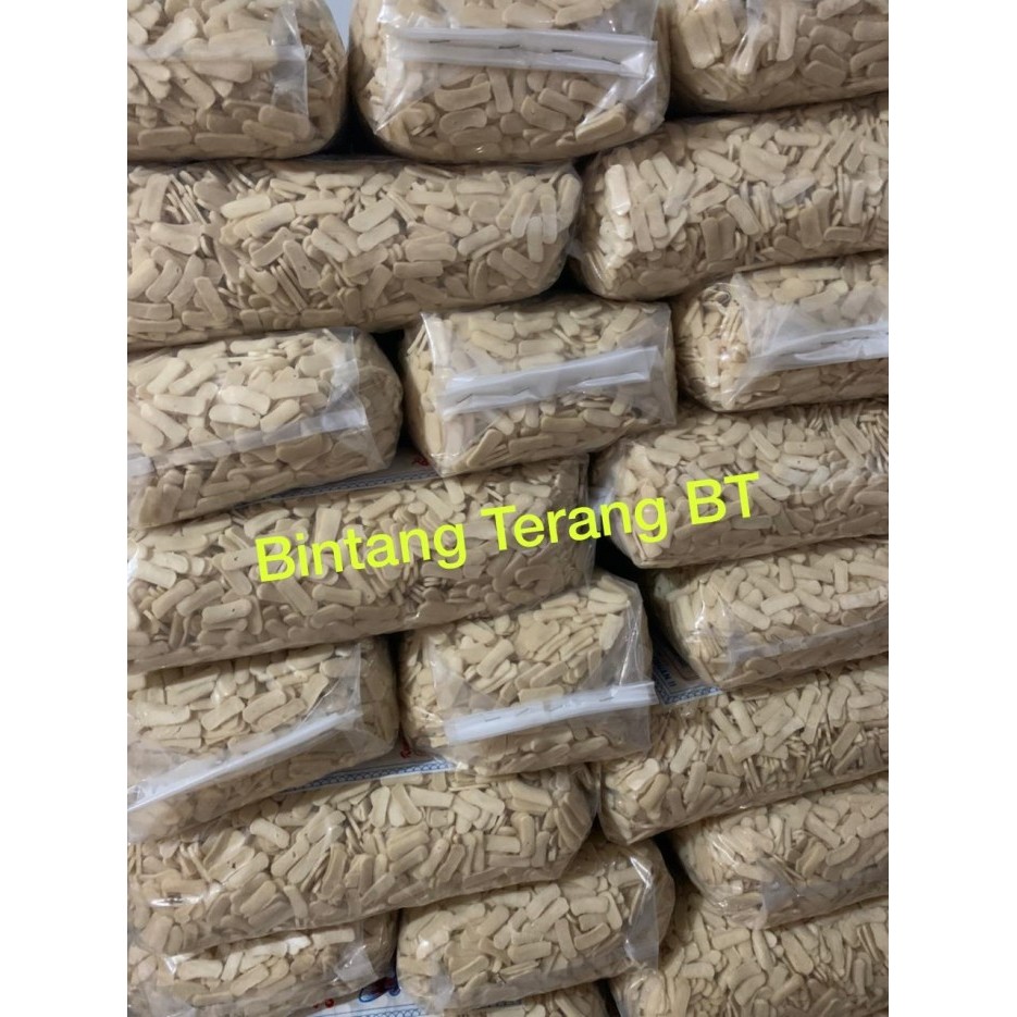 

Kerupuk Krupuk Palembang Asli Tan Ikan Tenggiri Kecil 1 Bal/Ball 5 Kg