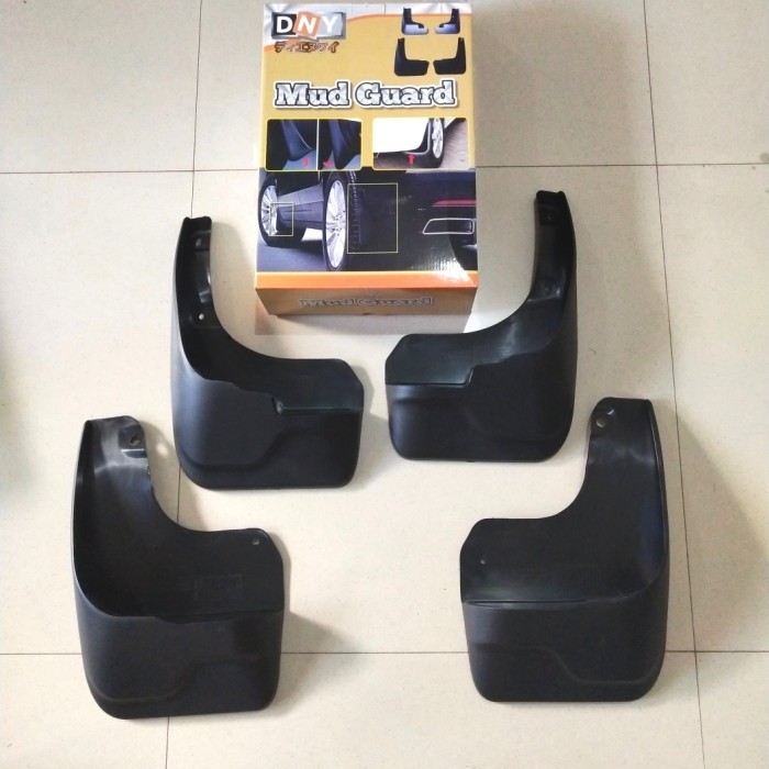 Mud Guard Innova Reborn Innova 2016 - 2023 Kepet Roda Innova Reborn