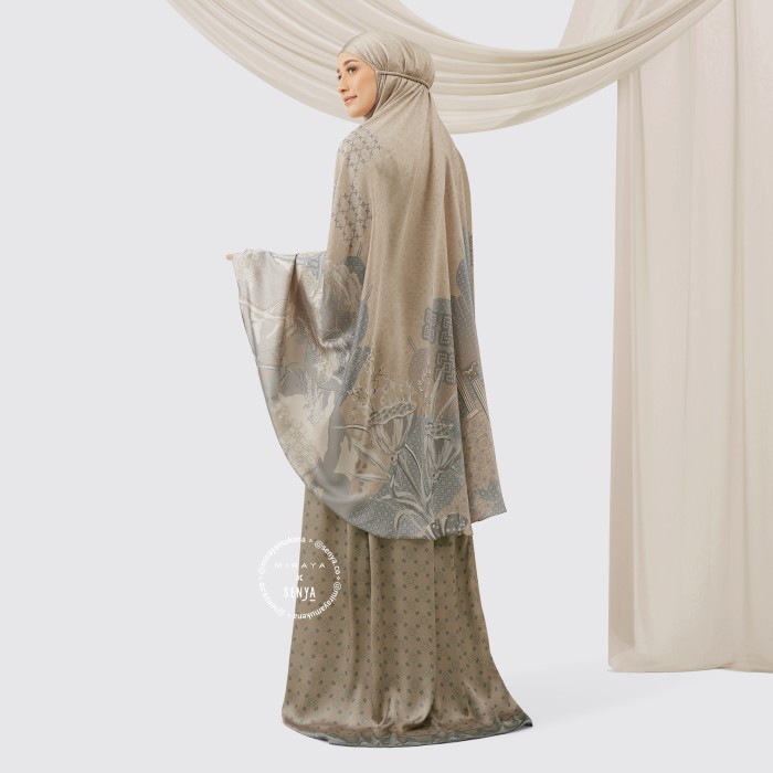 Mukena Travel Printing Miraya X Senya Talavera Light Gold
