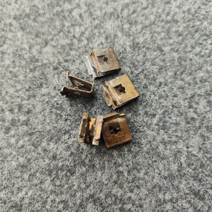 Klip Kancingan Braket Pilar Bmw E34 E36